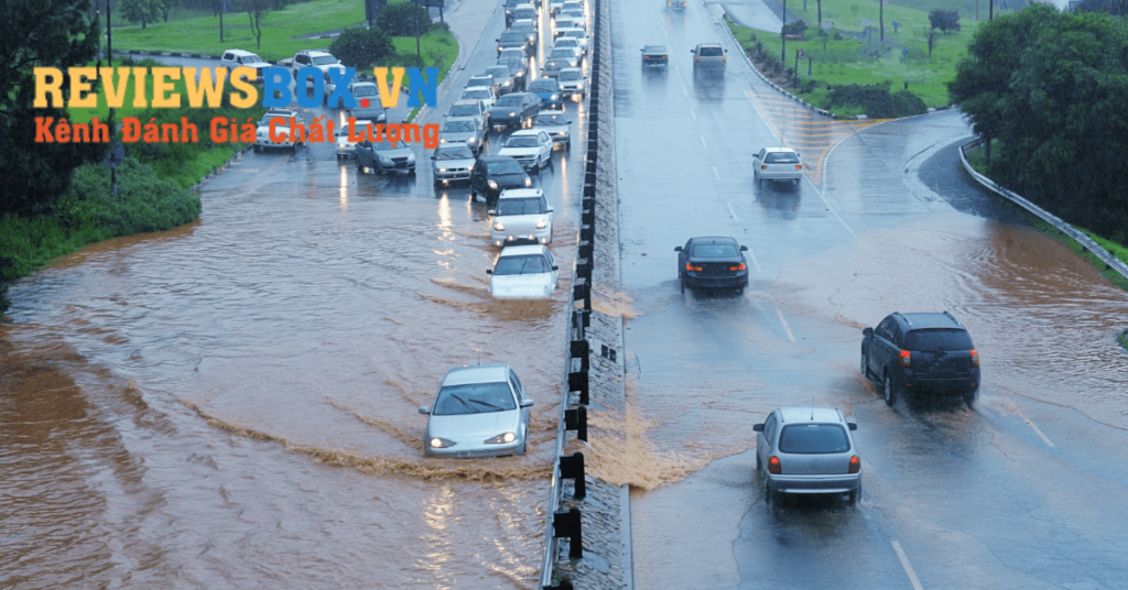 Xe Ô Tô Bị Ngập Nước
